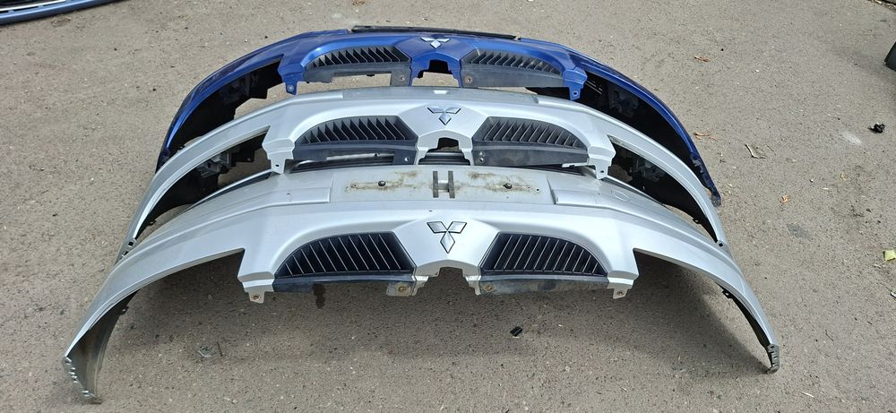Бампер Міцубісі Кольт Mitsubishi Colt