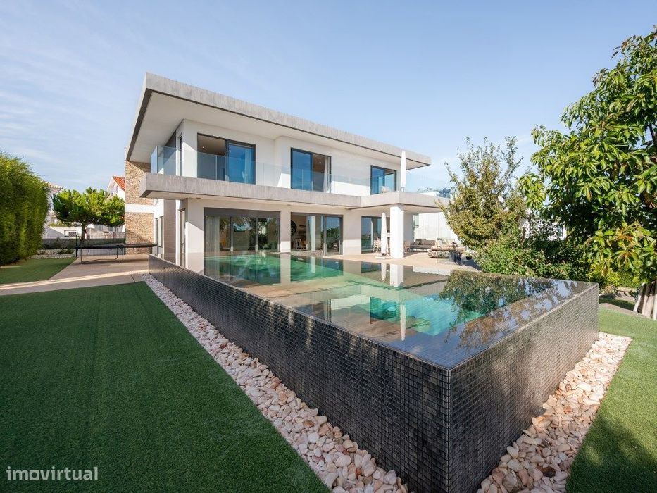 Moradia T8 c/Piscina | Queijas