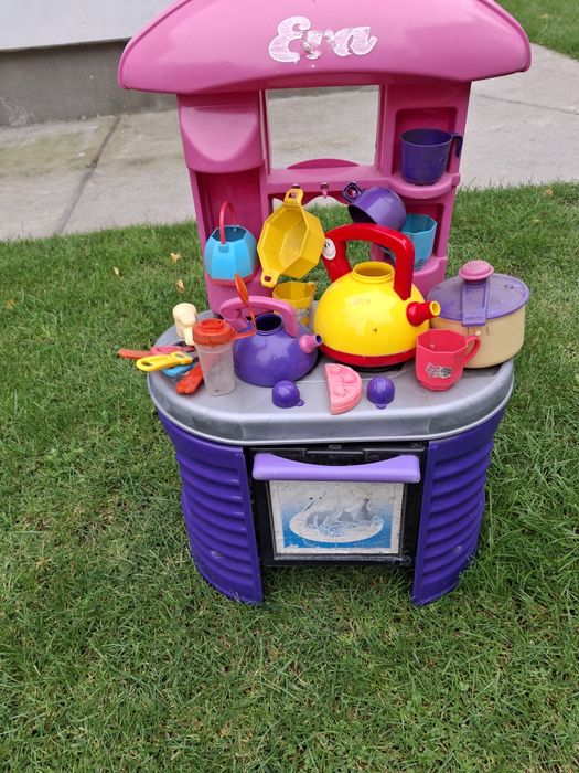 Дитяча кухня посудка