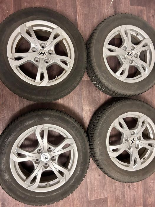 Alufelgi Hyundai  205/60 16 opony zimowe