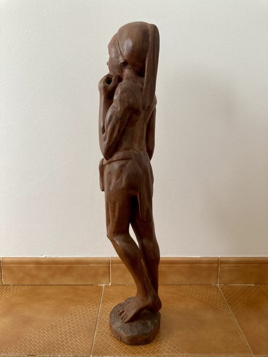 Estatueta Madeira Africana