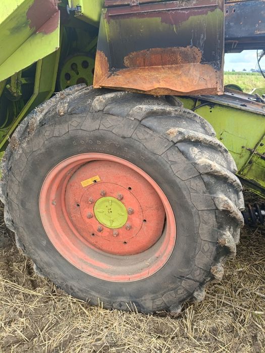 Kombajn Claas Dominator 85 w całości na części