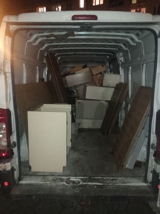 Opróżnianie oczyszczanie sprzątanie piwnic mieszkań strychów domów