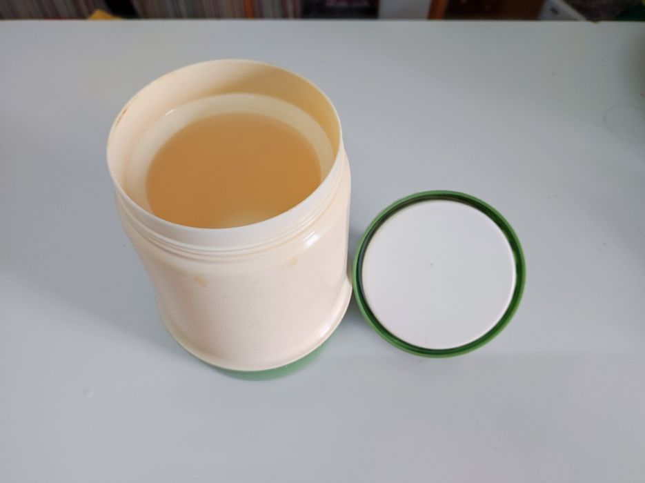 Termo com capacidade para 0,5L