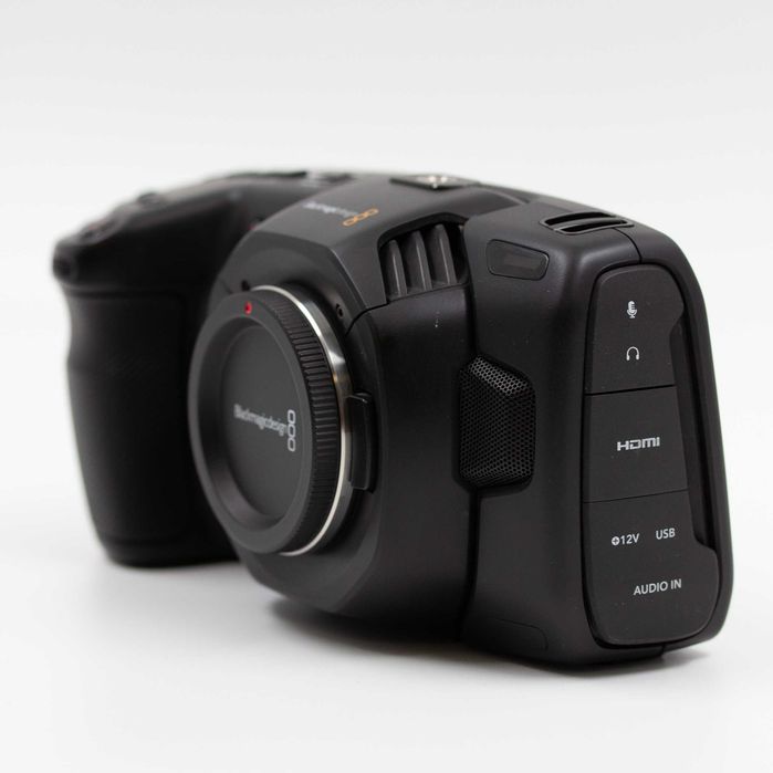 Blackmagic Pocket Cinema Camera 4K + Acessórios - 12M Garantia