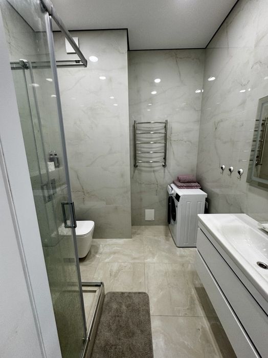 Оренда квартири житло посуточно подобово Одеса Авиньон море паркинг