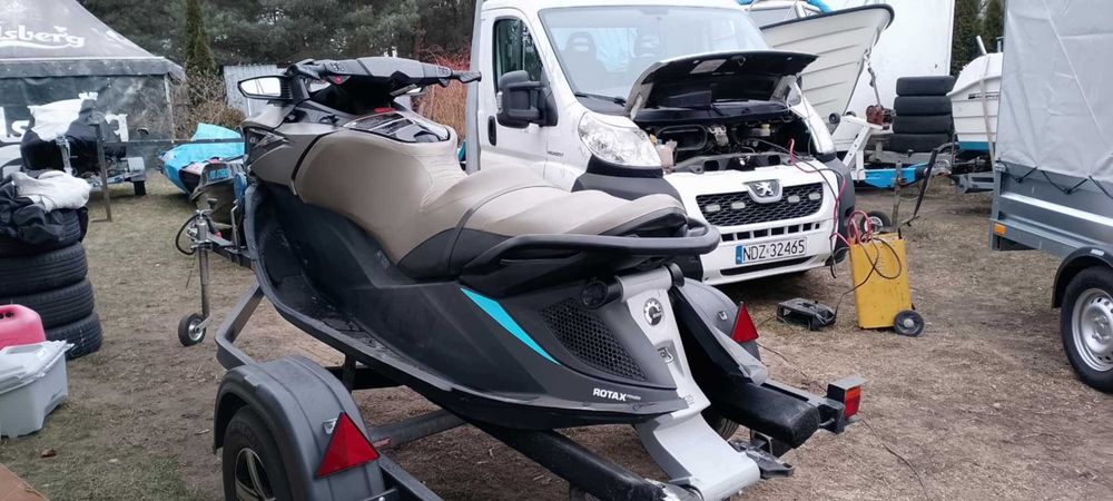 sea doo gtx IS czacha pokrywa schowka kompletna