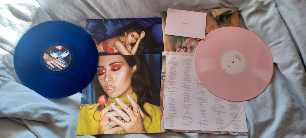 [Pack] Albuns Sincerely + Carta e Isolation da Kali Uchis