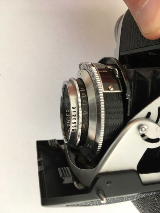 Voigtlander Vito II Color Skopar 3.5 50mm - Rollei 35 Rangefinder