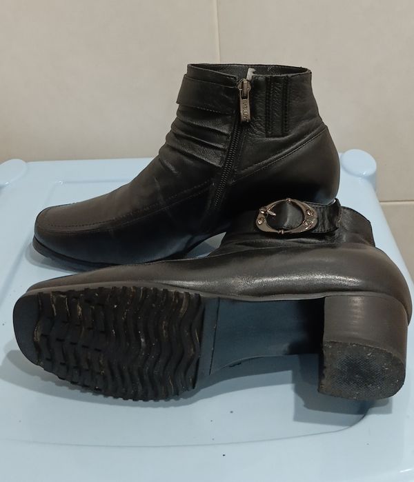 Жіночі чоботи зимові