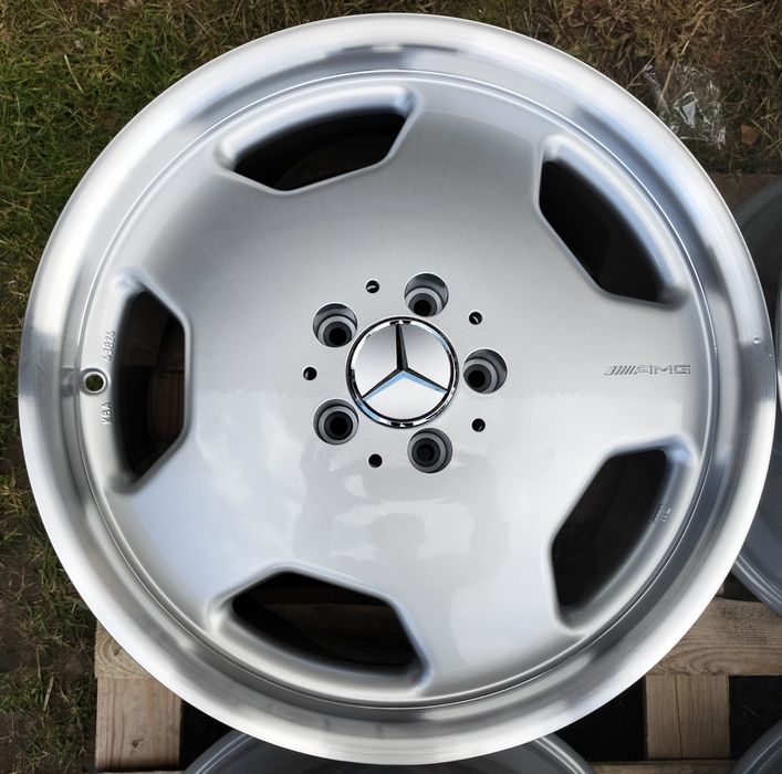Felgi Monoblock Mercedes 190 126 AMG 124 8Jx18 ET41 5x112 190