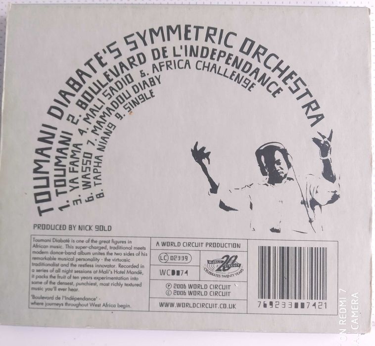 TOUMANI DIABATE´S SYMMETRIC ORCHESTRA
Boulevard De L´Independance