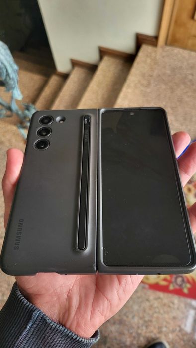 Samsung Z Fold 5 12/512 + 2 Capas + S Pen