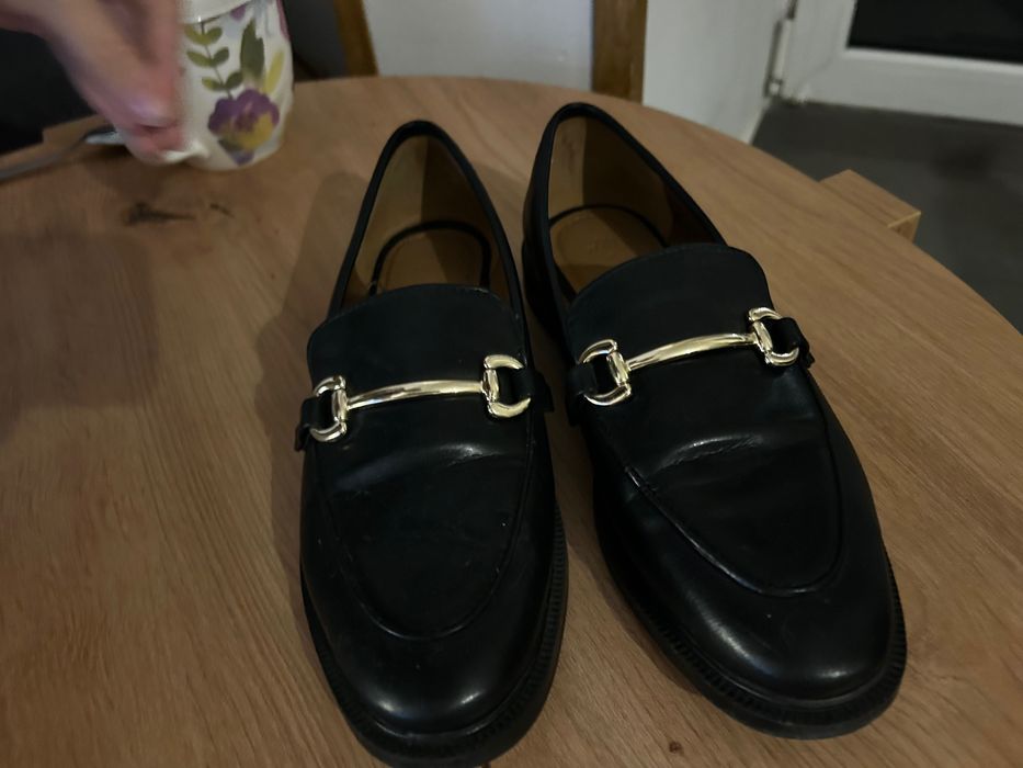Loafersy mokasyny hm 37