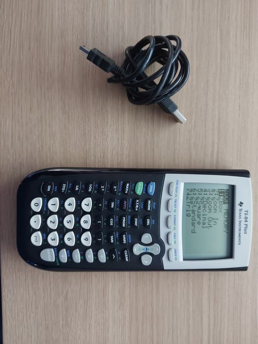 Calculadora gráfica Texas instruments Ti-84 Plus como nova