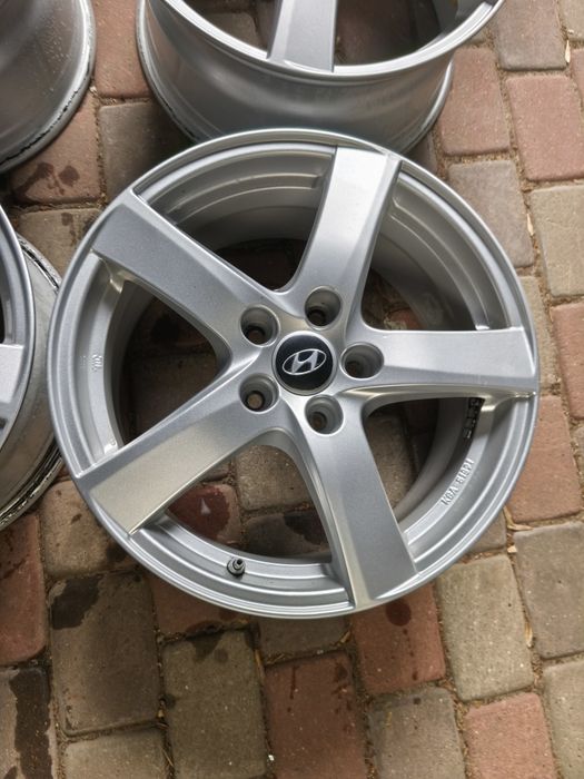 Felgi aluminiowe 17 Hyundai i30 i20 ix20 ix35 Tucson IONIQ SantaFe Sonata Elantra - 5x114.3