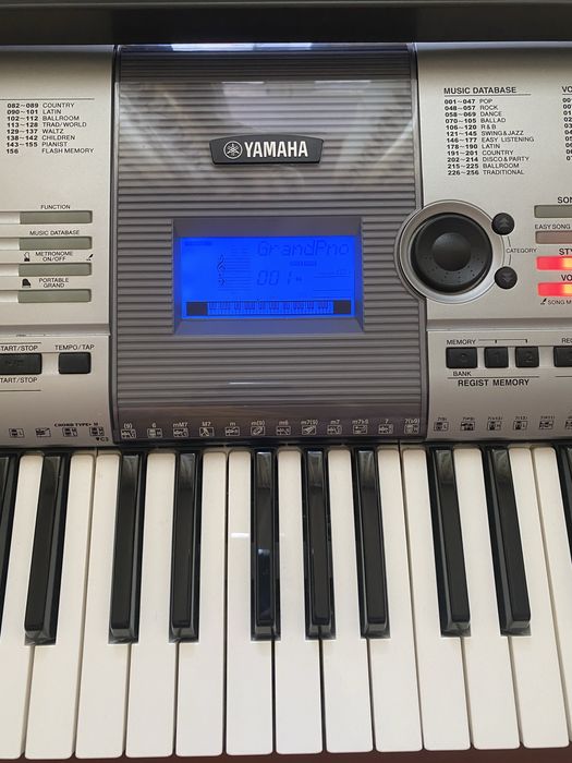 yamaha psr e403 - Купить музыкальные инструменты - Цена на OLX.ua