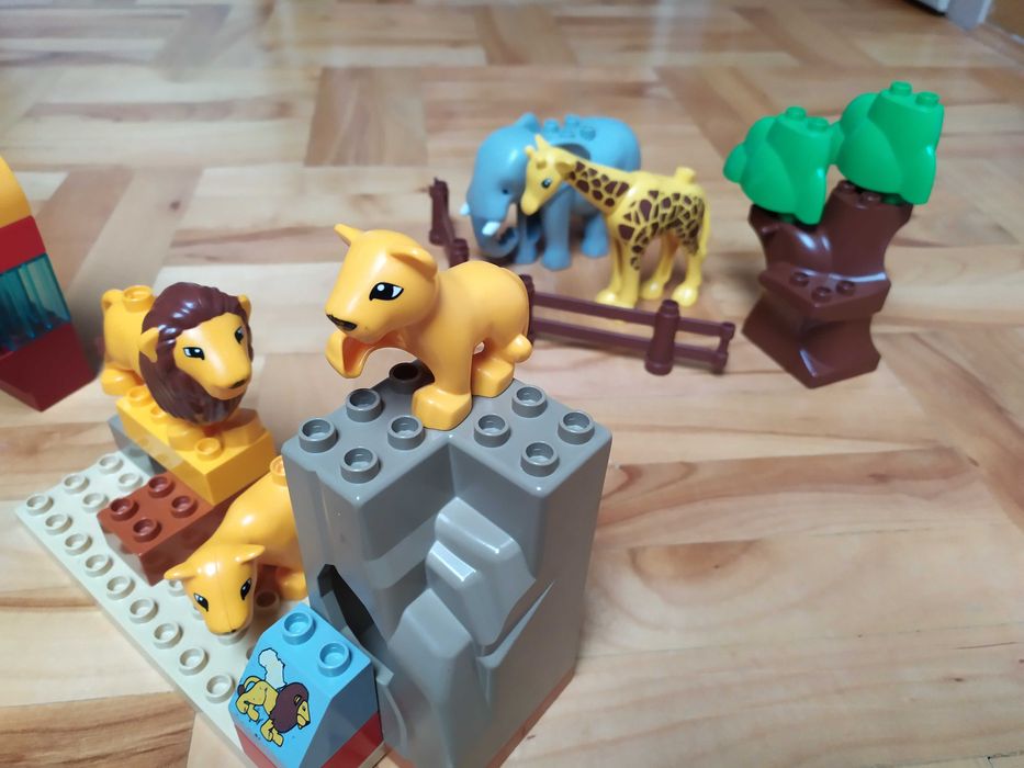 klocki LEGO DUPLO Karmienie w ZOO 5634