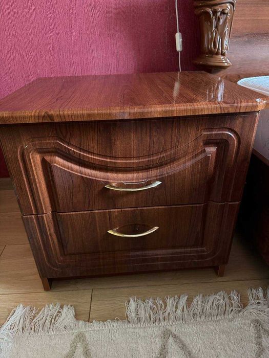 Кровать 1,6*2  2 тумбочки Империя