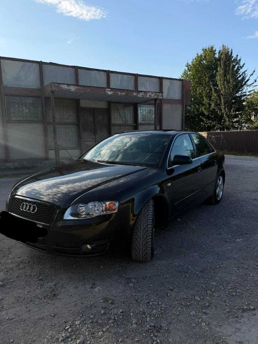 Автомобиль легковий