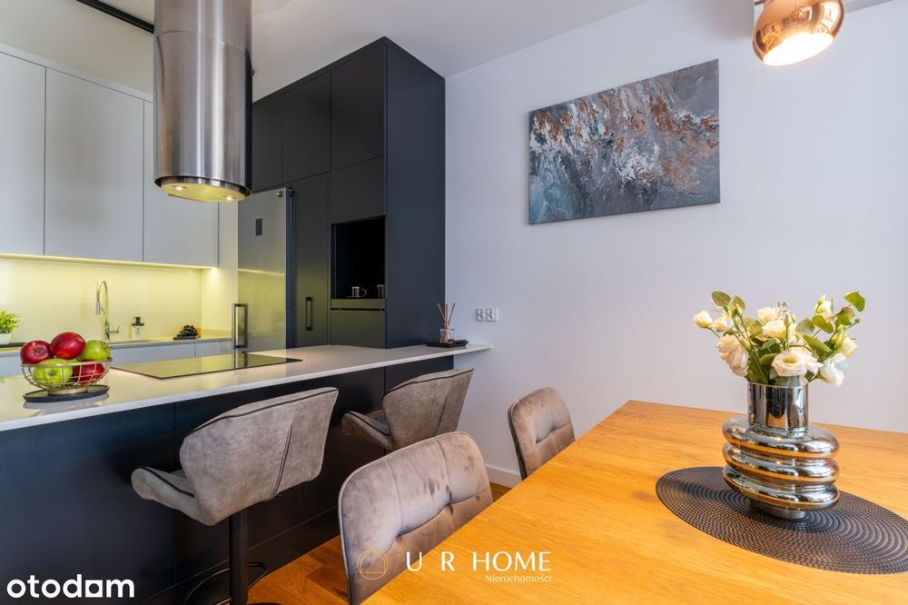 Elegancki apartament z garderobą, garażem i komórk