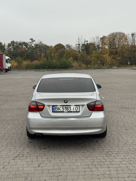 BMW e90 2.0 бензин