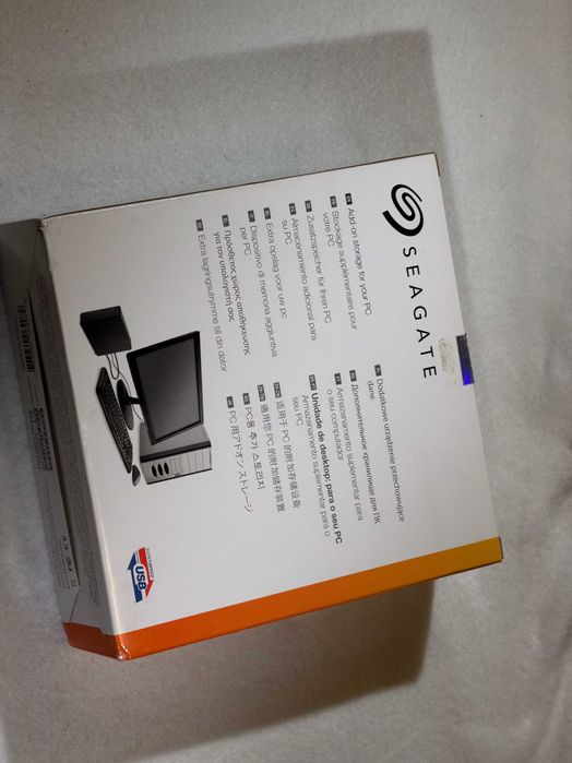 Зовнішній жорсткий диск Seagate Expansion Desktop 8TB