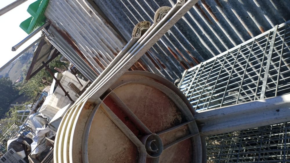 Mesas usadas em bom estado