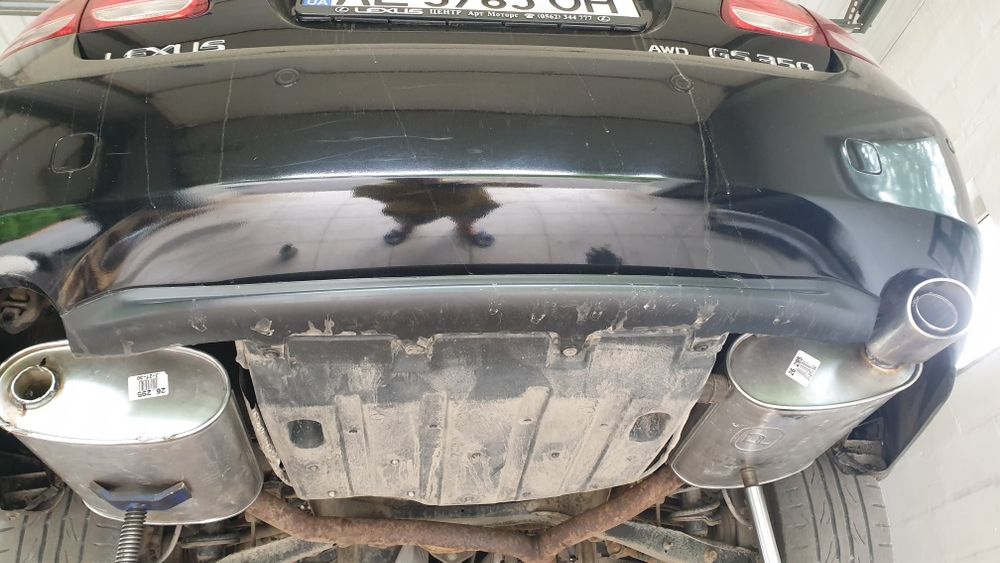 Глушитель LEXUS GS 300 3.0 350 3,5  тойота кемри