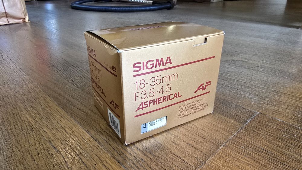 Sigma AF 18-35mm f/3.5-4.5 Aspherical