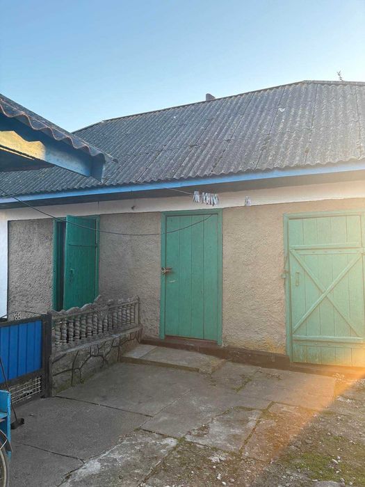 Продам добротний  будинок