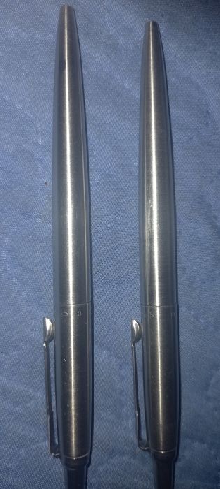 2 CANETAS PARKER + 3 recargas originais novas NOVAS