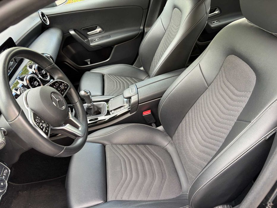 Mercedes A 180 d limousine como novo nacional 88.000kms