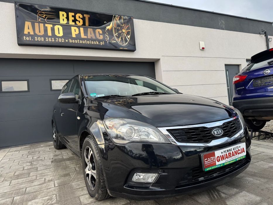 Kia Ceed 1 własciciel 1.4b idealny 13 rok zarejestrowany hyundai i30