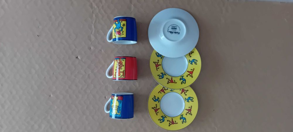 3 chávenas  com pires Pop Art  dos anos 80  original by Keith Haring