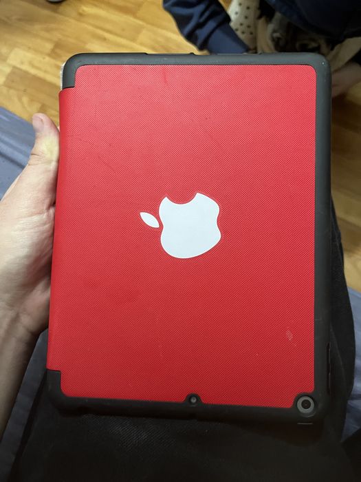 iPad 6 (2018) ЗАБЛОКИРОВАН