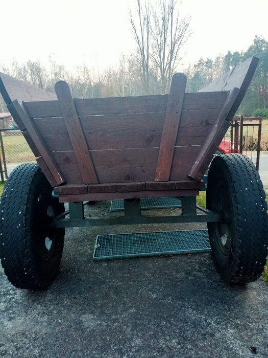Wóz rolniczy do ciagnika