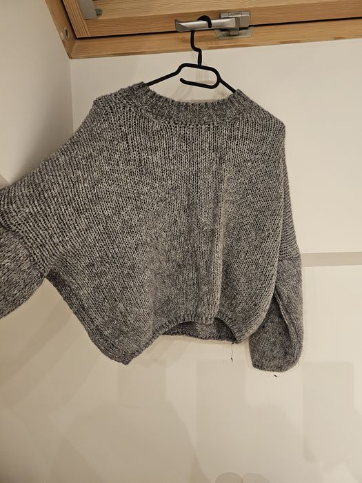 Sweterek oversize, rozmiar S, odcienie szarości