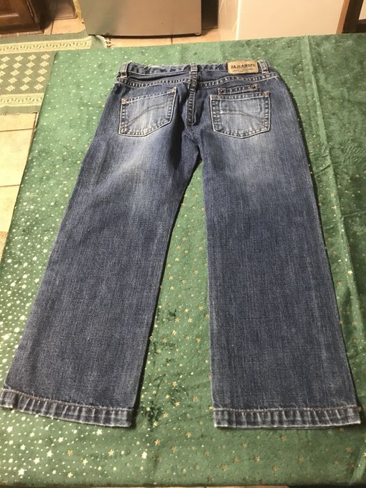 Calca de ganga e camisa crianca