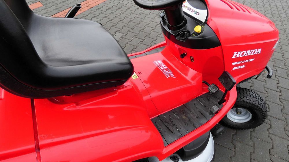Traktorek kosiarka HONDA HF2417 2 Cylindry (040305.5) - Baras