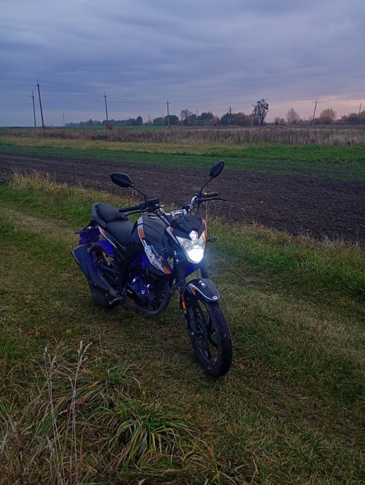 Продам мотоцикл спарк можливий обмін