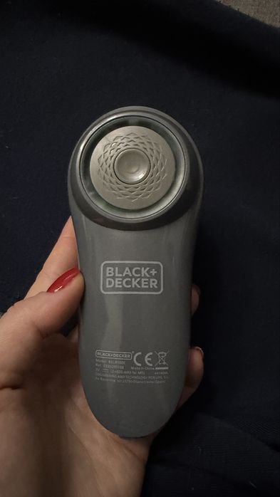 Машинка для видалення ковтунців