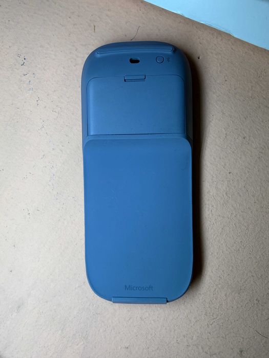 Microsoft Surface Arc Mouse