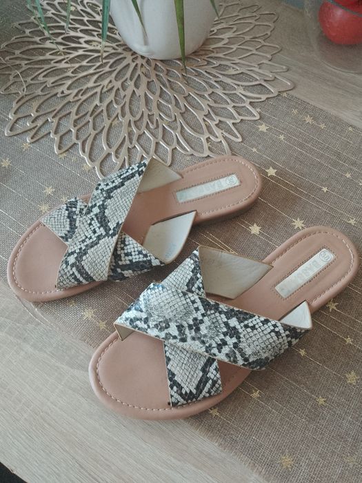 Klapki Bassano roz 38