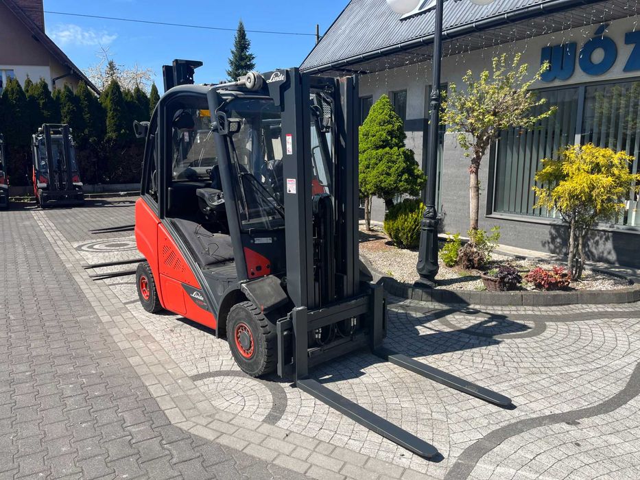 Wózek widłowy 2018r LINDE H25T widlak triplex LPG 392 2t 2,5t