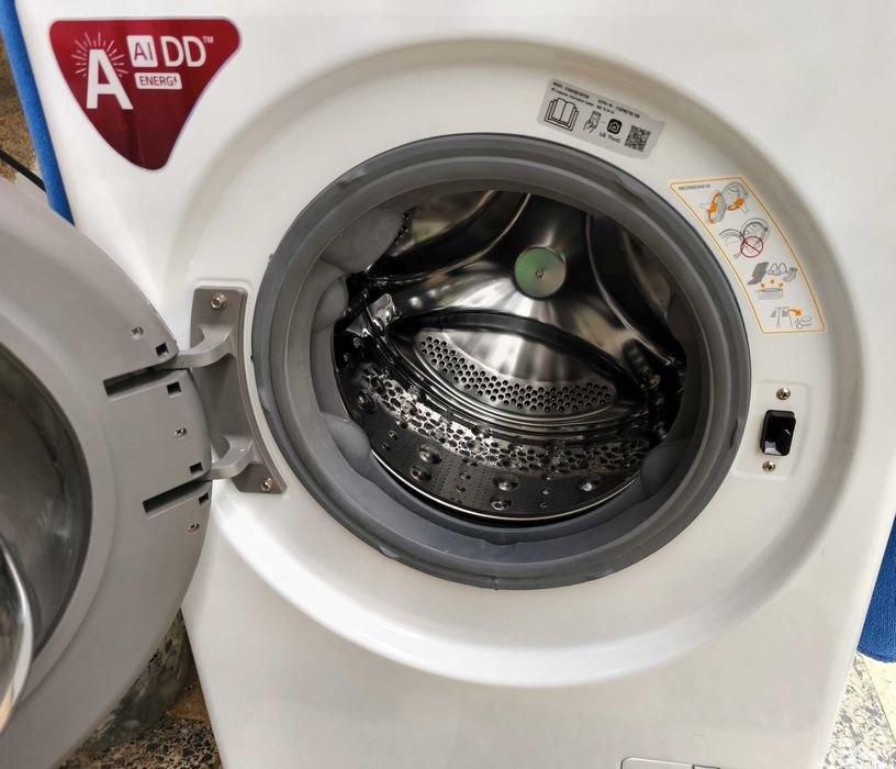 Máquina de Lavar Roupa LG  10.5 kg 1400 ( entrega )