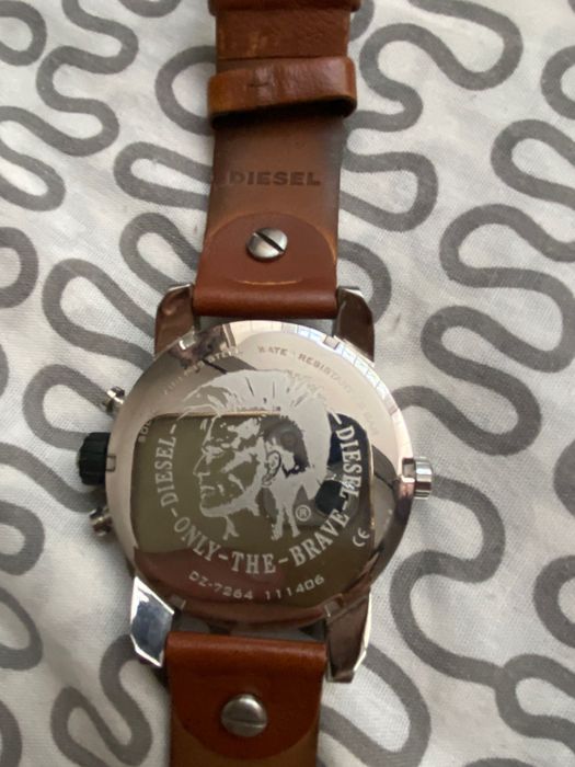 Diesel DZ7264 quase novo