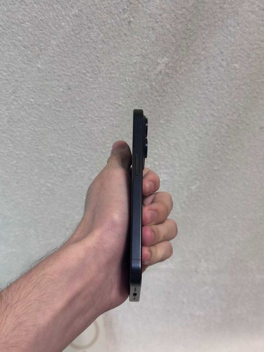 Телефон Apple iPhone 15 Pro 256 GB Blue Titanium Neverlock. (физ+есим)