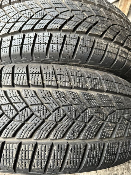 Резина 215/55/18 Good Year R18 зима пара 95% 2024