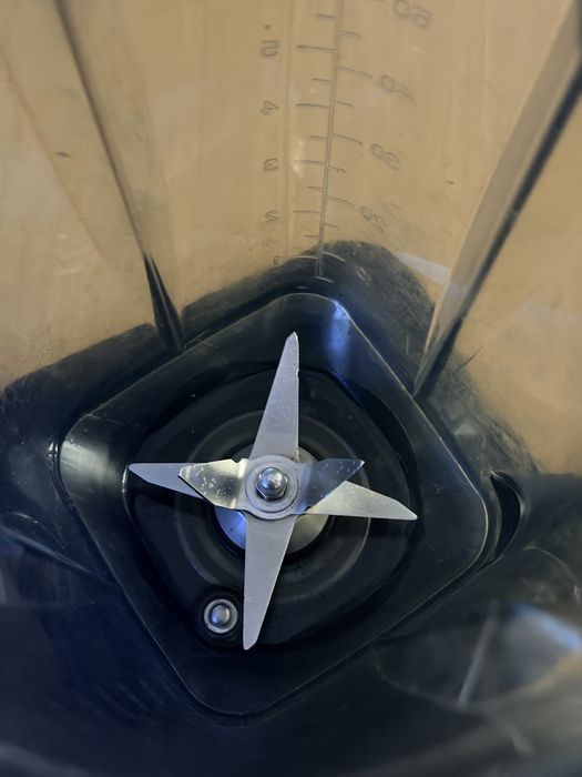 Blender kielichowy  1400w duza pojemnosc opis  klarstein